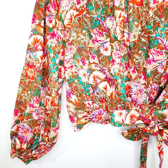 Free People Party Playlist surplice VNeck floral print blouse - Picture 5 of 12